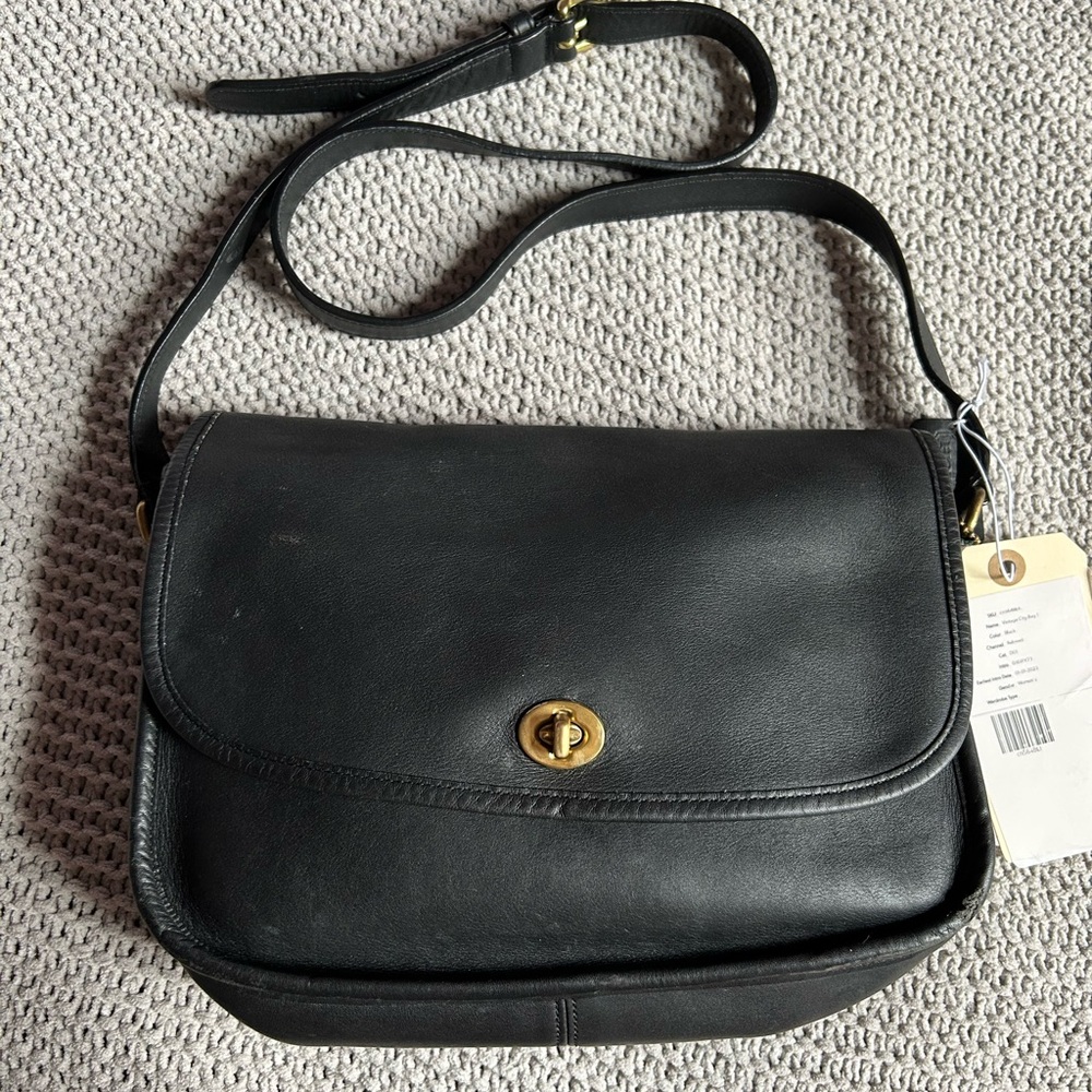 Vintage Coach City Bag